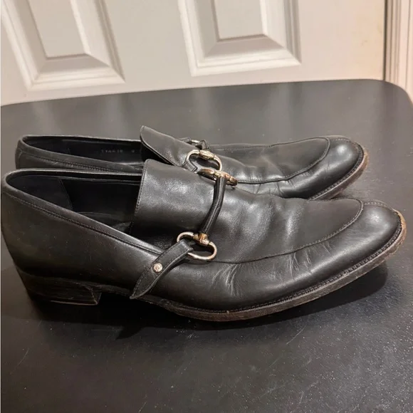Gucci Black Leather Slip-On Loafers 9 D made in Italy Gucci | Shoes | Gucci Menss Size 9d Black Leather Slip On  main image 2